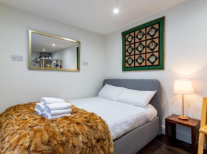 Pass the Keys - Snug Studio in Trendy Brixton
